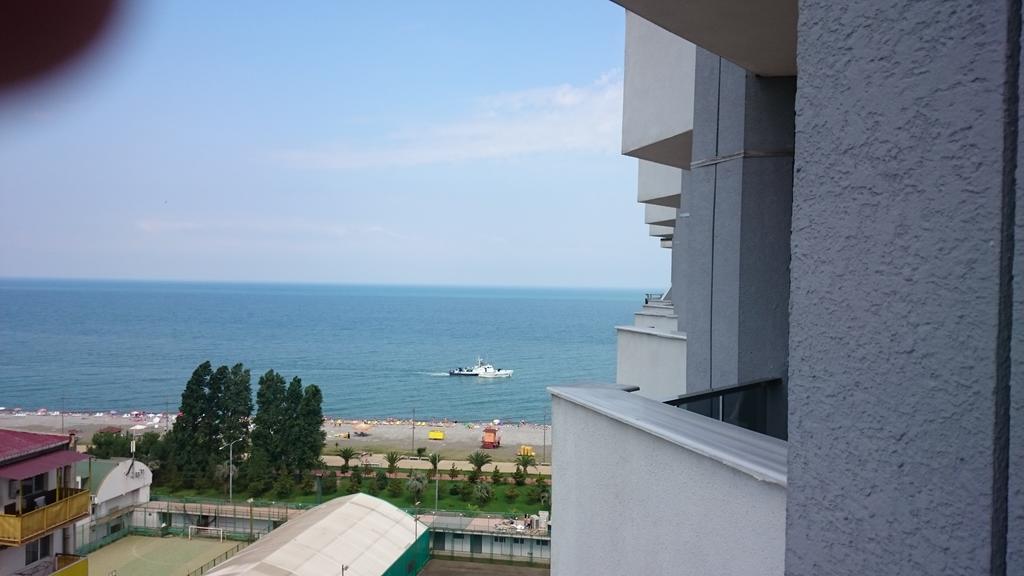 Апартаменты Mariam Sea Towers Батуми Экстерьер фото